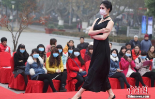 Illustration for article titled China's Horrible Pollution Is Certainly Not Fashionable